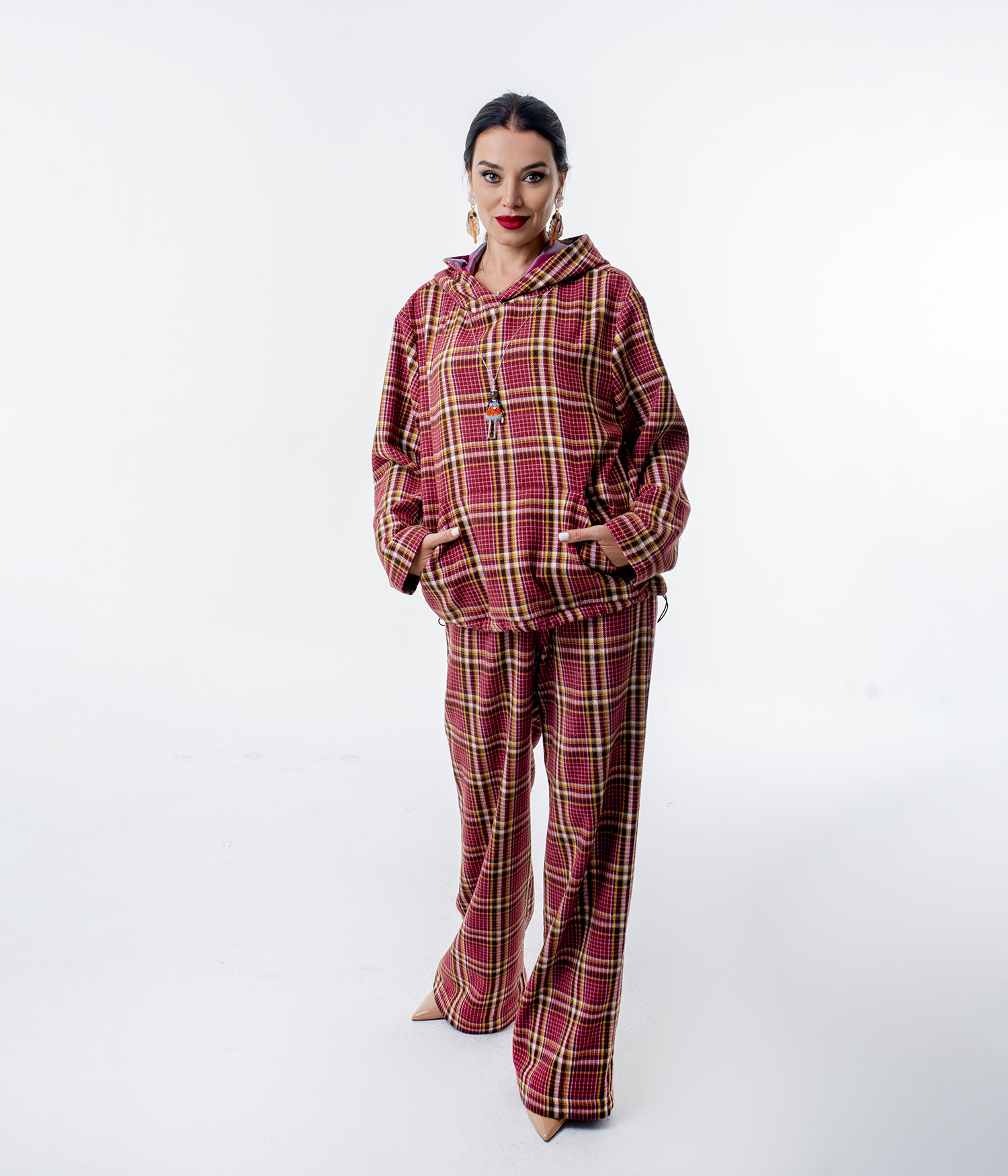 Брючный костюм из костюмной ткани