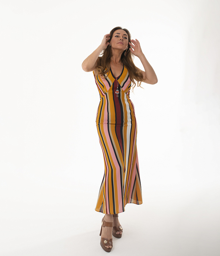 Платье из крепа